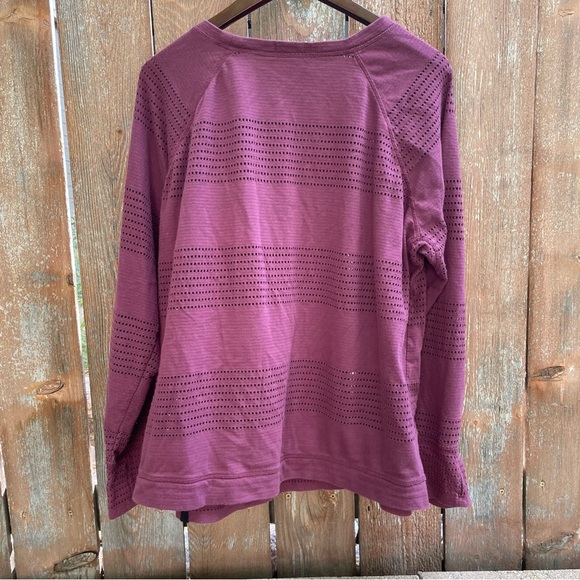 ENERGY ZONE Women's Plum Perforated Stripe Long Sleeve Top Size 3X - Picture 7 of 9